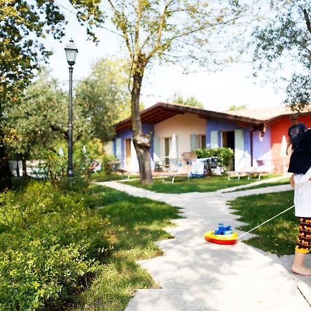 Appartamenti Il Ruscello Манерба дел Гарда Екстериор снимка